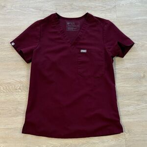 Figs Women’s Burgundy V-Neck Scrub Top